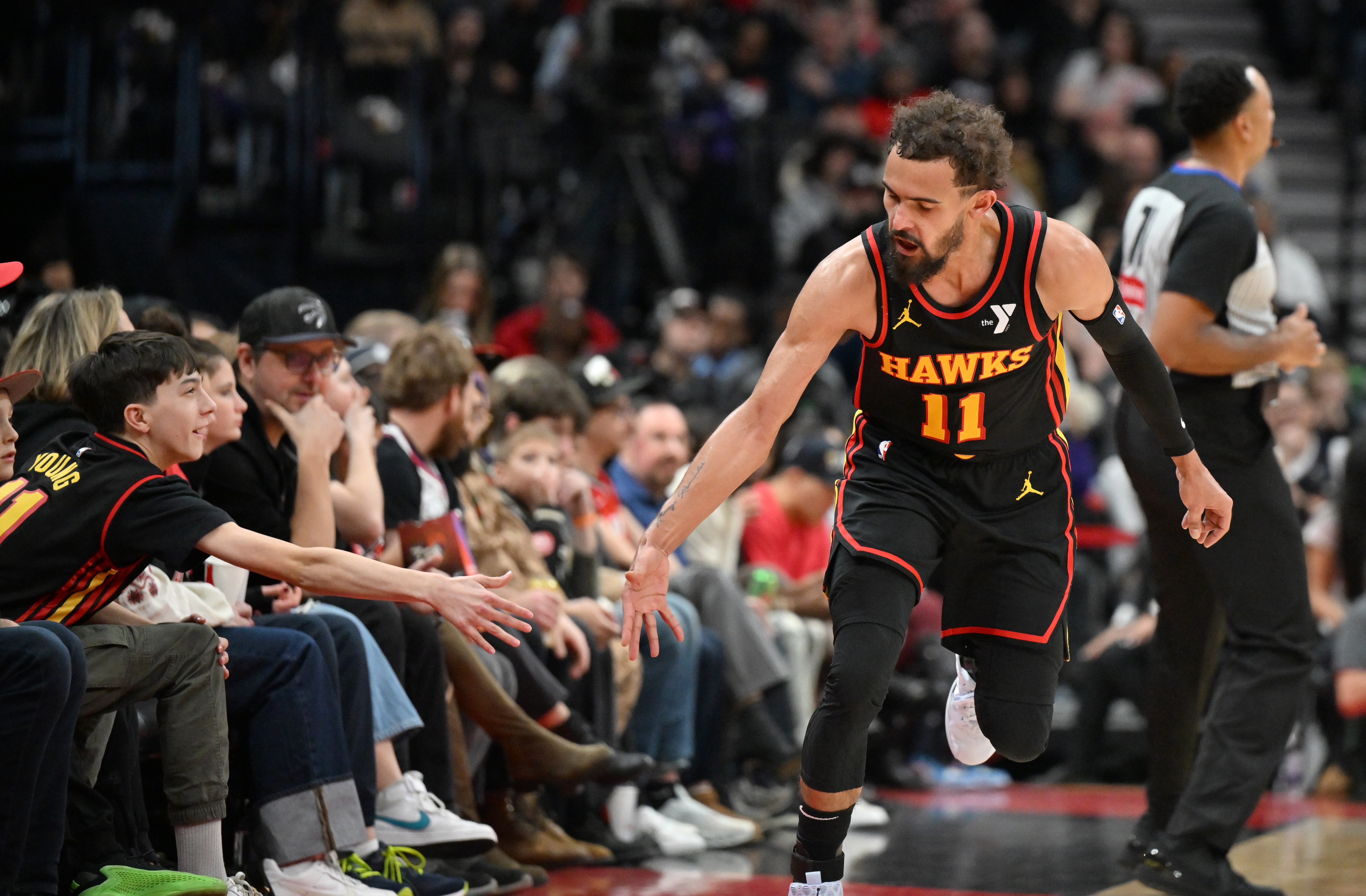 老鹰逆转热火,特雷-杨砍下全队最高分-第2张图片-星空体育官方网站 老鹰逆转热火,特雷-杨砍下全队最高分-第2张图片-星空体育官方网站